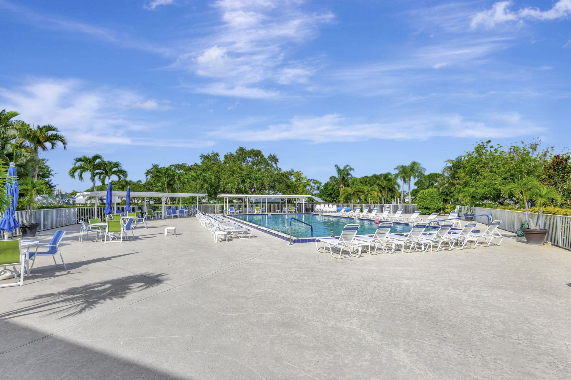 18081 SE Country Club Drive, Unit 9-83, Jupiter, FL 33469 Photo