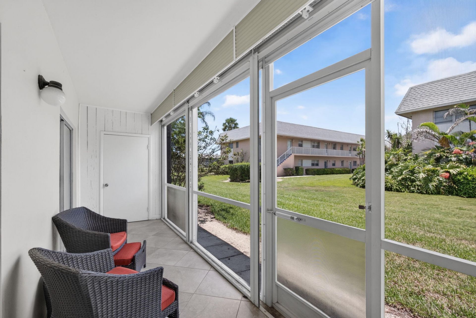 18081 SE Country Club Drive, Unit 9-83, Jupiter, FL 33469 Photo