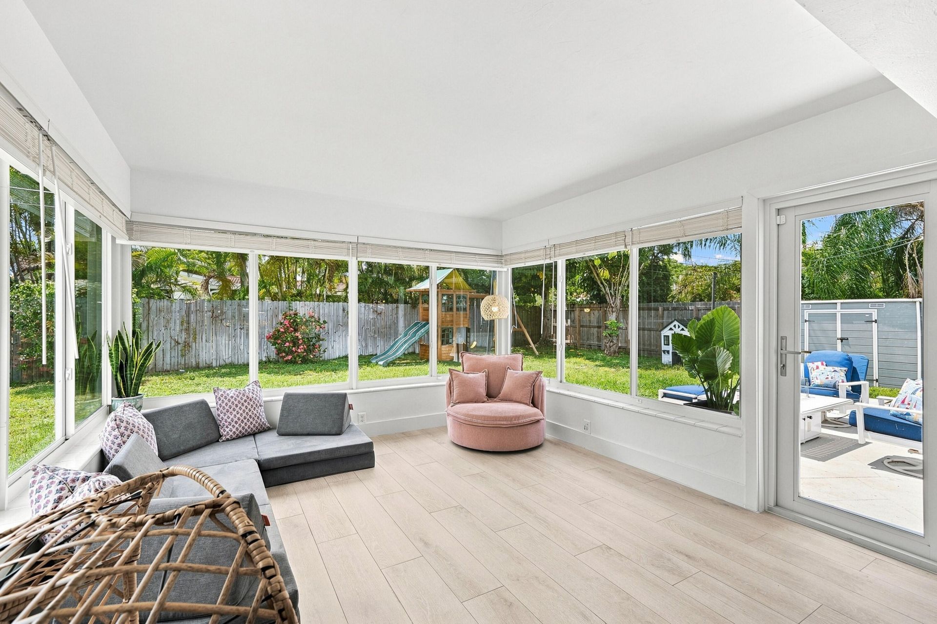 807 SE 9 Terrace, Deerfield Beach, FL 33441 Photo