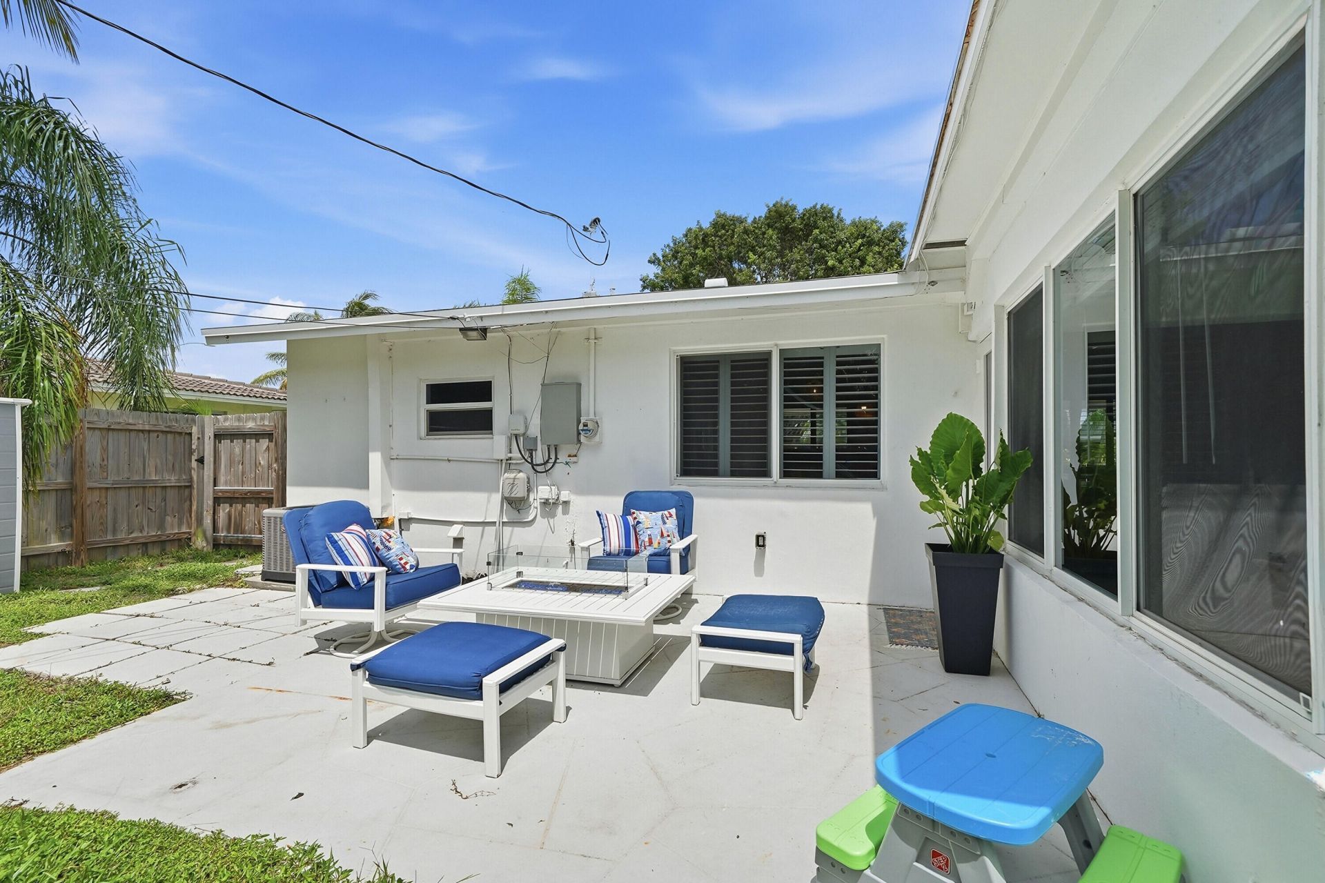 807 SE 9 Terrace, Deerfield Beach, FL 33441 Photo