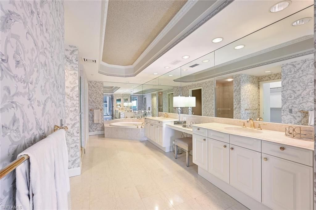 8665 Bay Colony Dr, Unit 1401, Naples, FL 34108 Photo