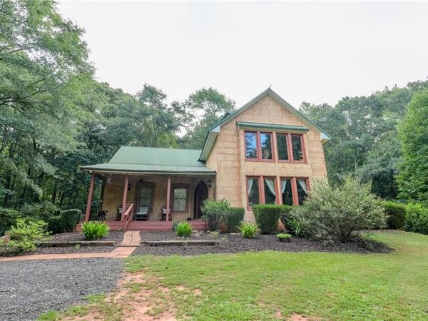 5642 Hwy 212 , Covington, GA 30016