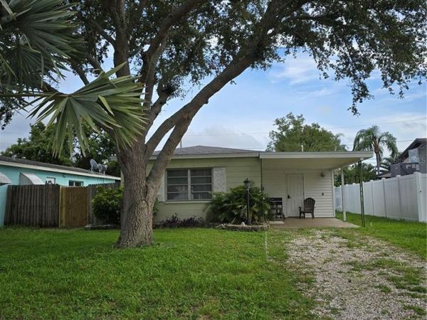 5712 DARTMOUTH AVENUE N, ST PETERSBURG, FL 33710