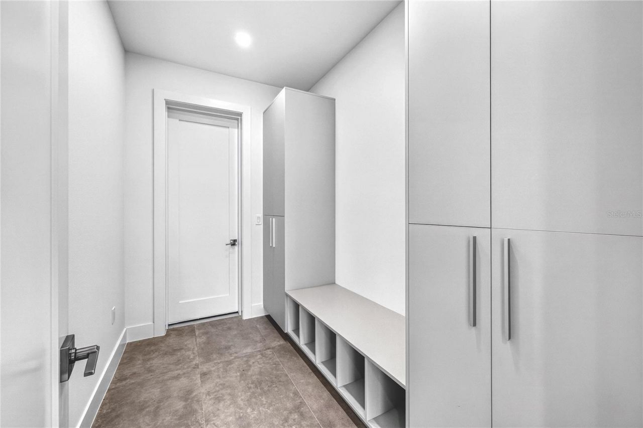 2590 Floyd Street, Sarasota, FL 34239 Photo