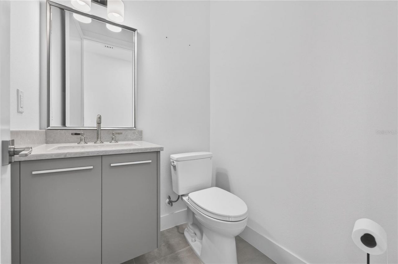 2590 Floyd Street, Sarasota, FL 34239 Photo
