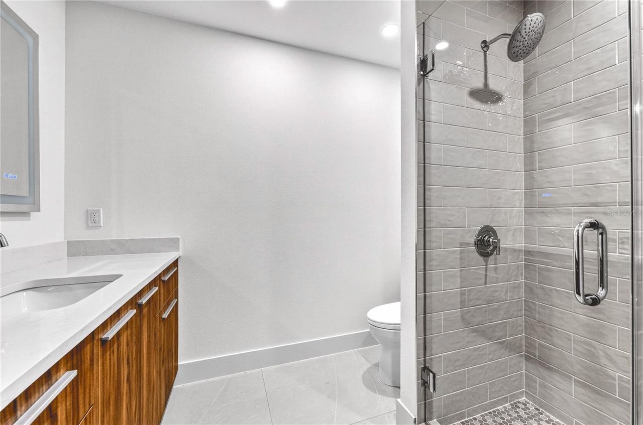 2590 Floyd Street, Sarasota, FL 34239 Photo