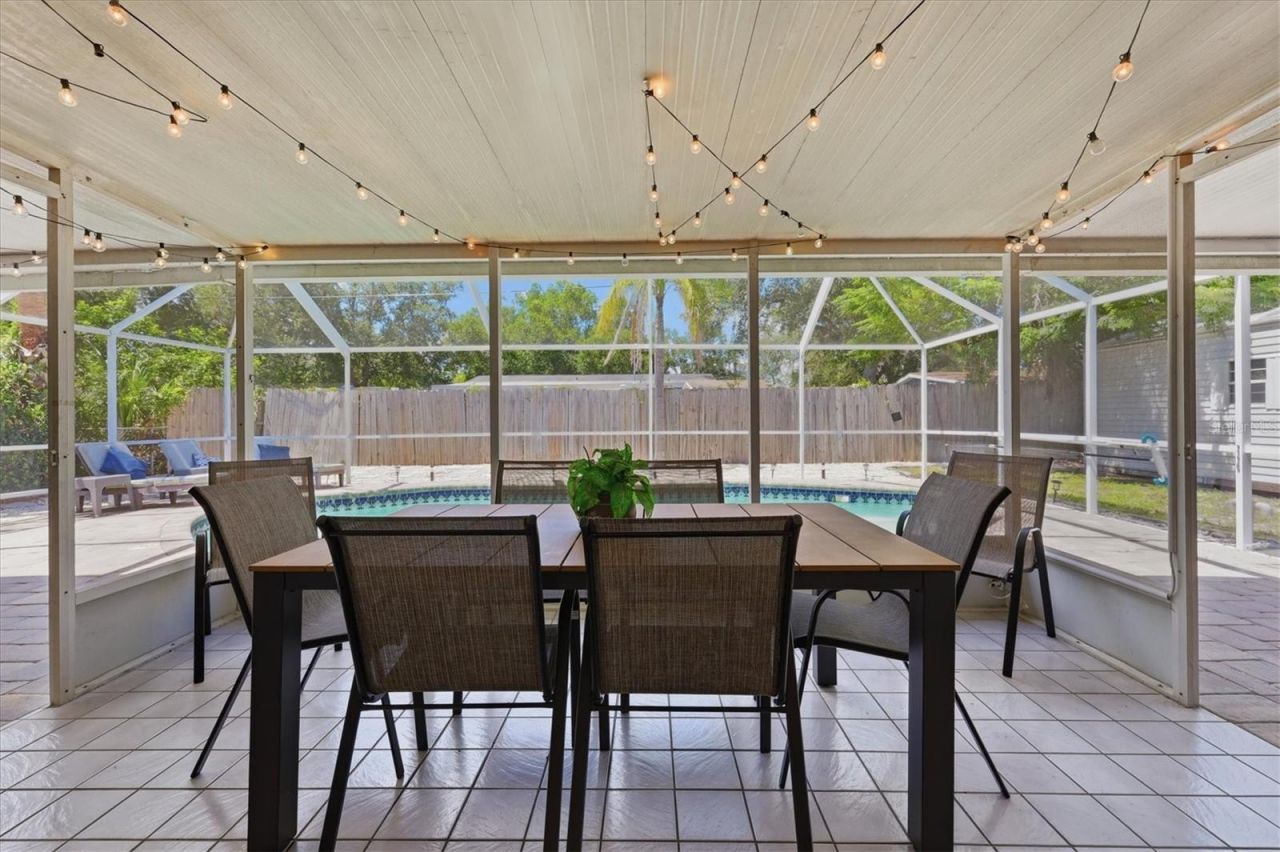 3818 Buckeye Circle, Sarasota, FL 34232 Photo