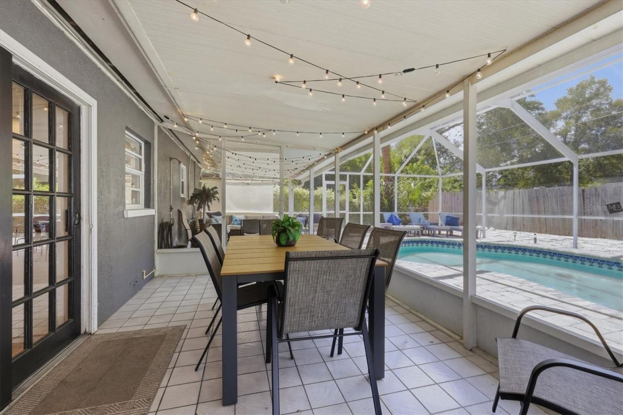 3818 Buckeye Circle, Sarasota, FL 34232 Photo