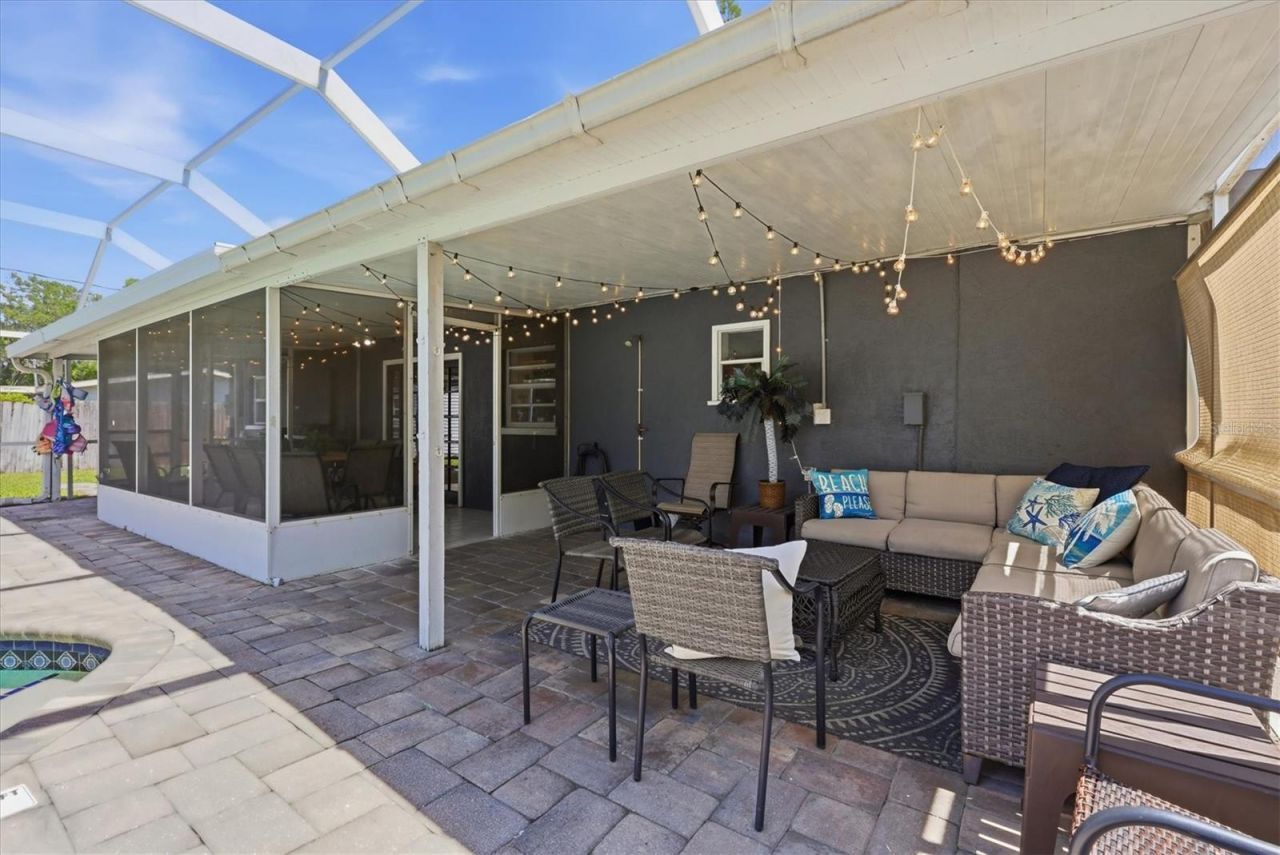 3818 Buckeye Circle, Sarasota, FL 34232 Photo