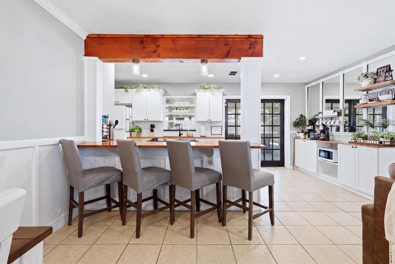 3818 Buckeye Circle, Sarasota, FL 34232 Photo