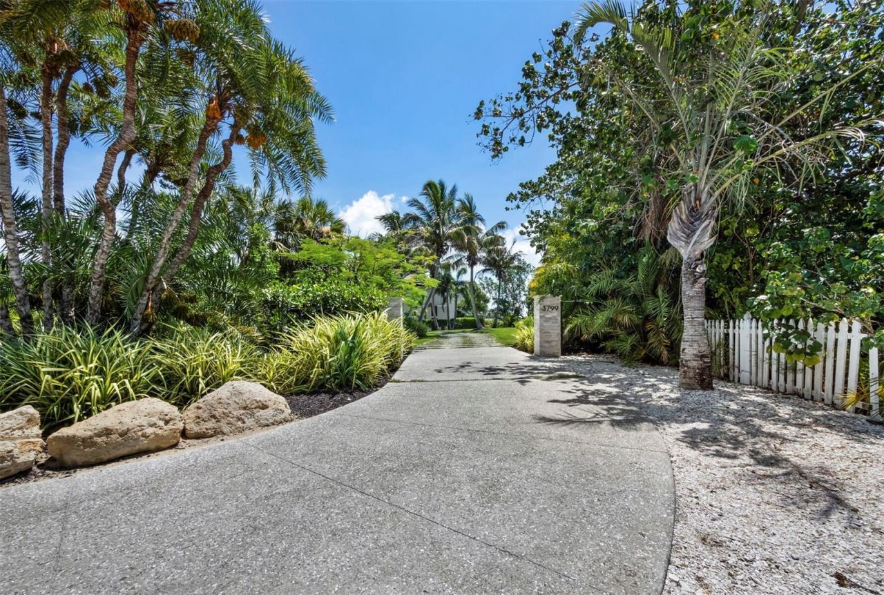 3799 Flamingo Avenue, Sarasota, FL 34242 Photo