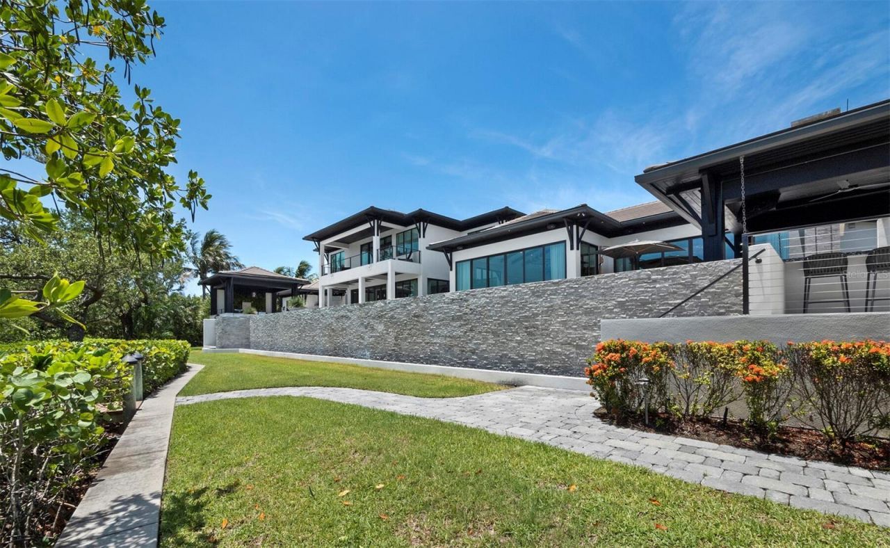 3799 Flamingo Avenue, Sarasota, FL 34242 Photo