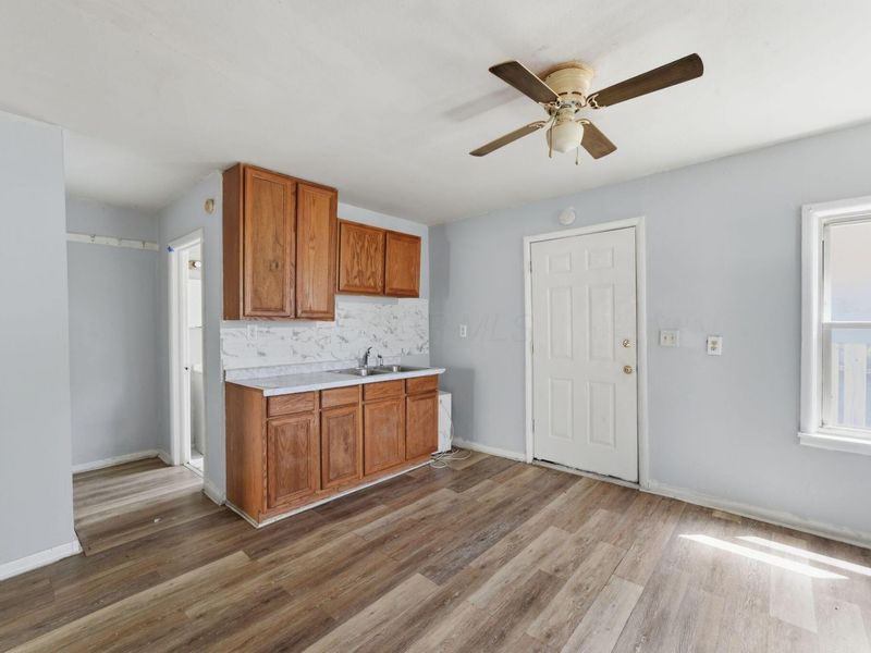 2178 Safford Avenue, Columbus, OH 43223 Photo 6