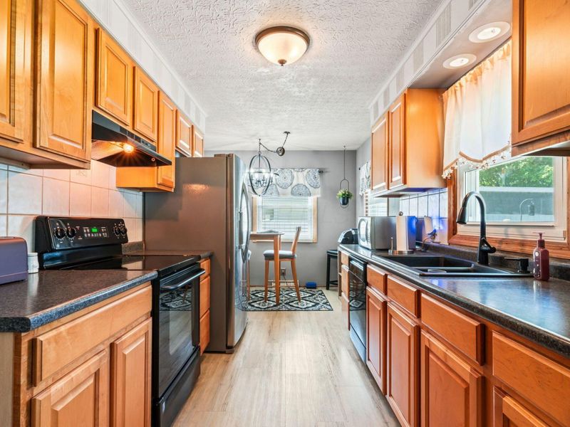 161 S Otterbein Avenue , Westerville, OH 43081 Photo 12
