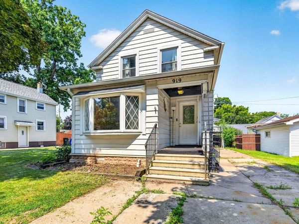 919 GRIGNON STREET, Kaukauna, WI 54130