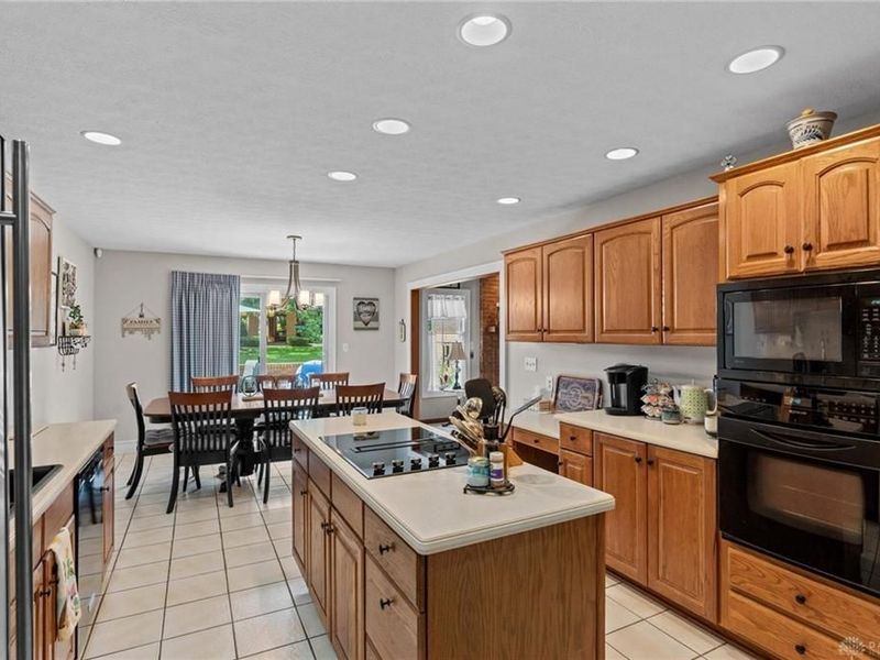 7015 Rosecliff Place, Miami Township, OH 45459 Photo 10
