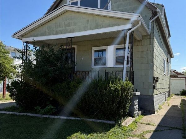 81 Roberts Avenue , Buffalo, NY 14206