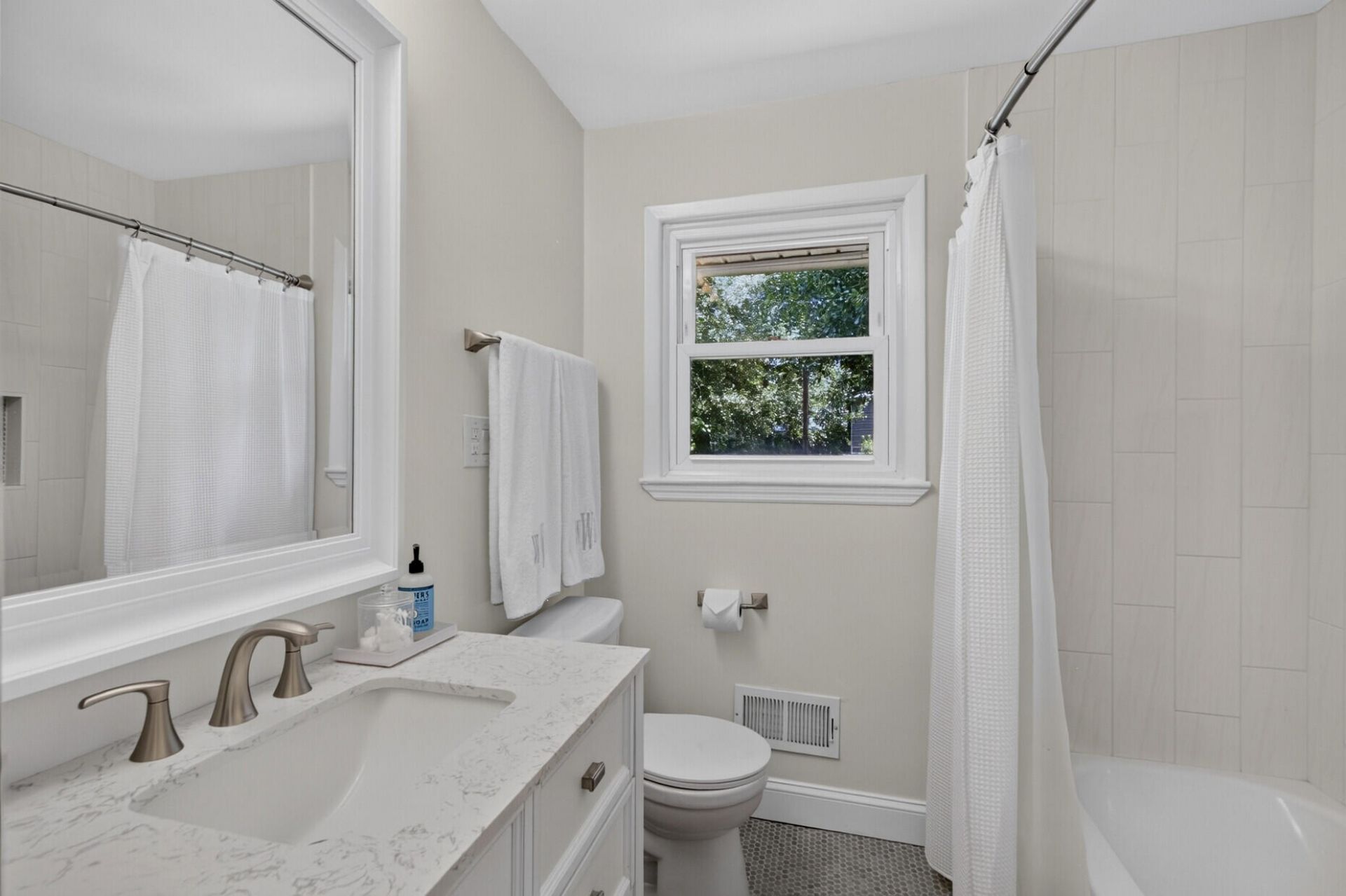 114 Reynolds Road Photo 30