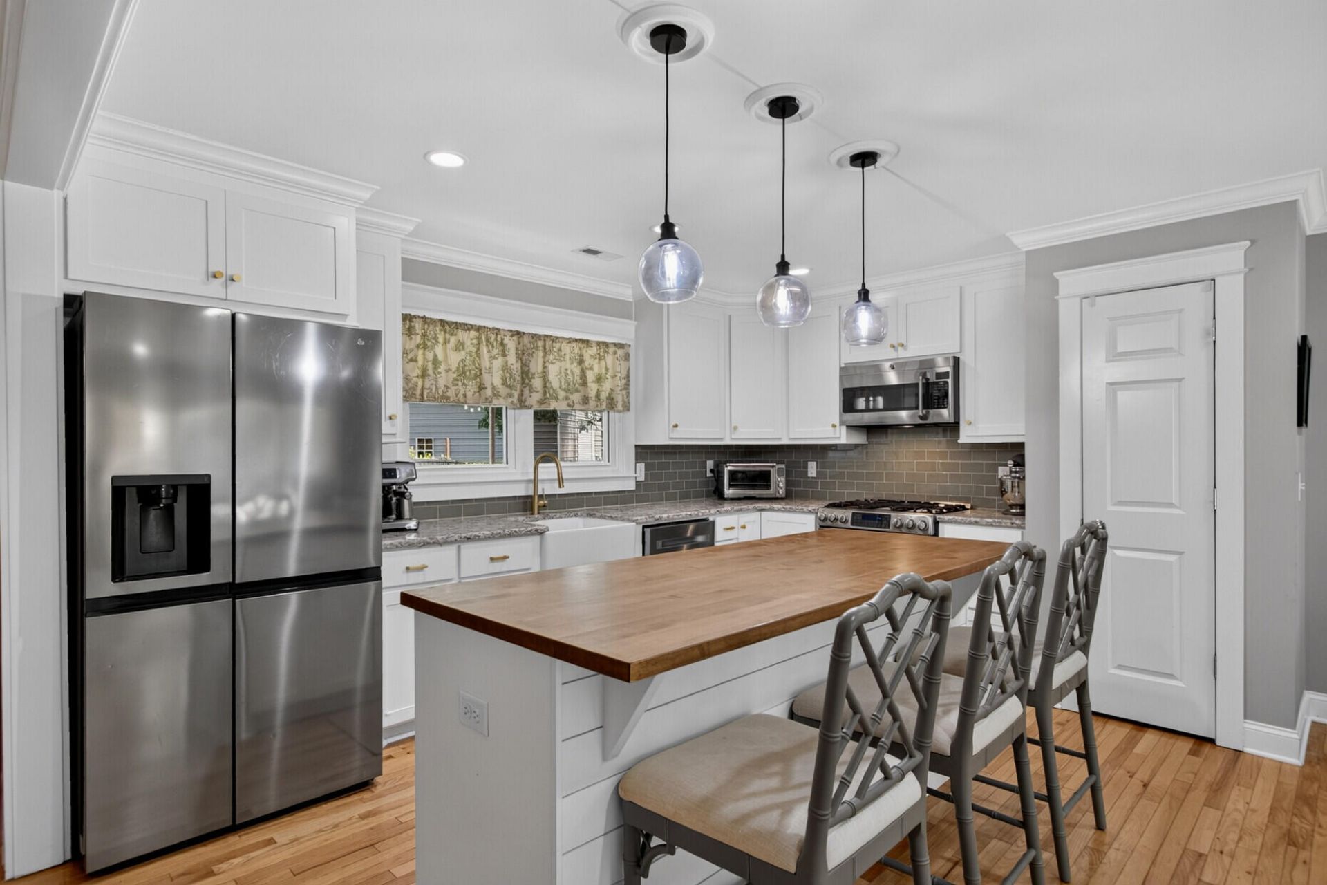 114 Reynolds Road Photo 8