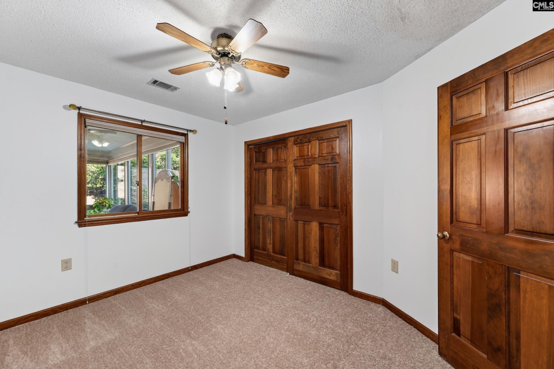 320 Patio Place  Photo 11