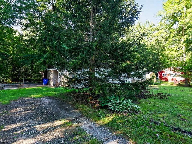 2686 Mennonite Road, Mantua, OH 44255 Photo 5