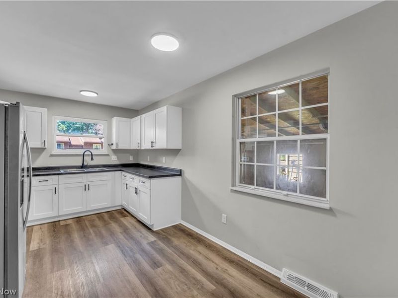 901 Jean Avenue, Akron, OH 44310 Photo 5