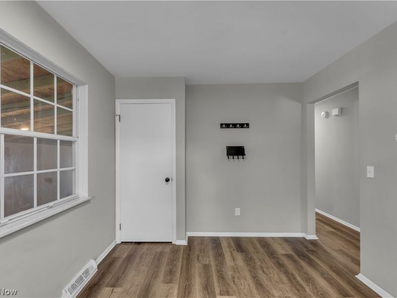 901 Jean Avenue , Akron, OH 44310 Photo 8