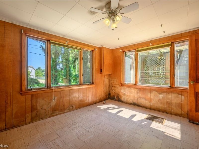 55 Willowdale Lake Avenue NW, North Canton, OH 44720 Photo 4