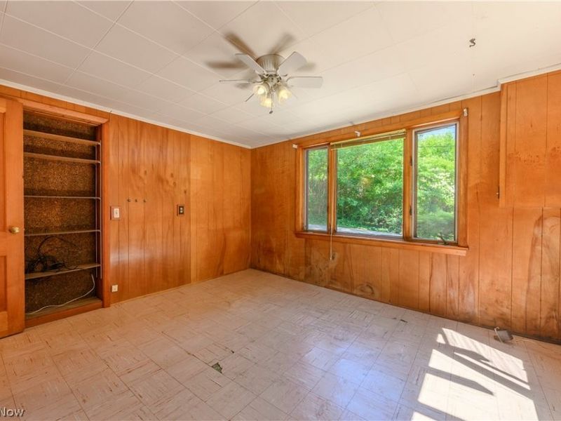 55 Willowdale Lake Avenue NW, North Canton, OH 44720 Photo 5