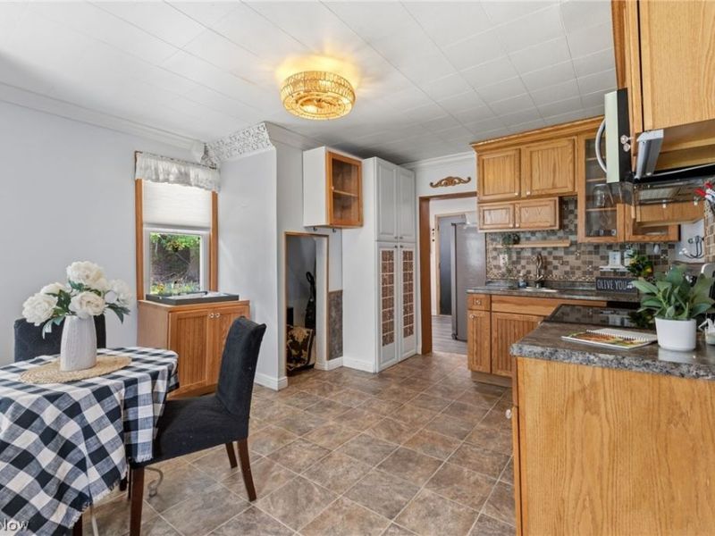 561 Mansfield Lucas Road, Mansfield, OH 44907 Photo 10