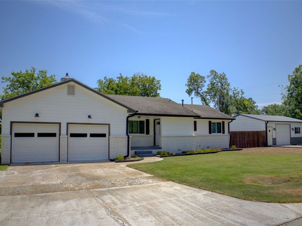 16827 S 88th East Avenue , Bixby, OK 74008