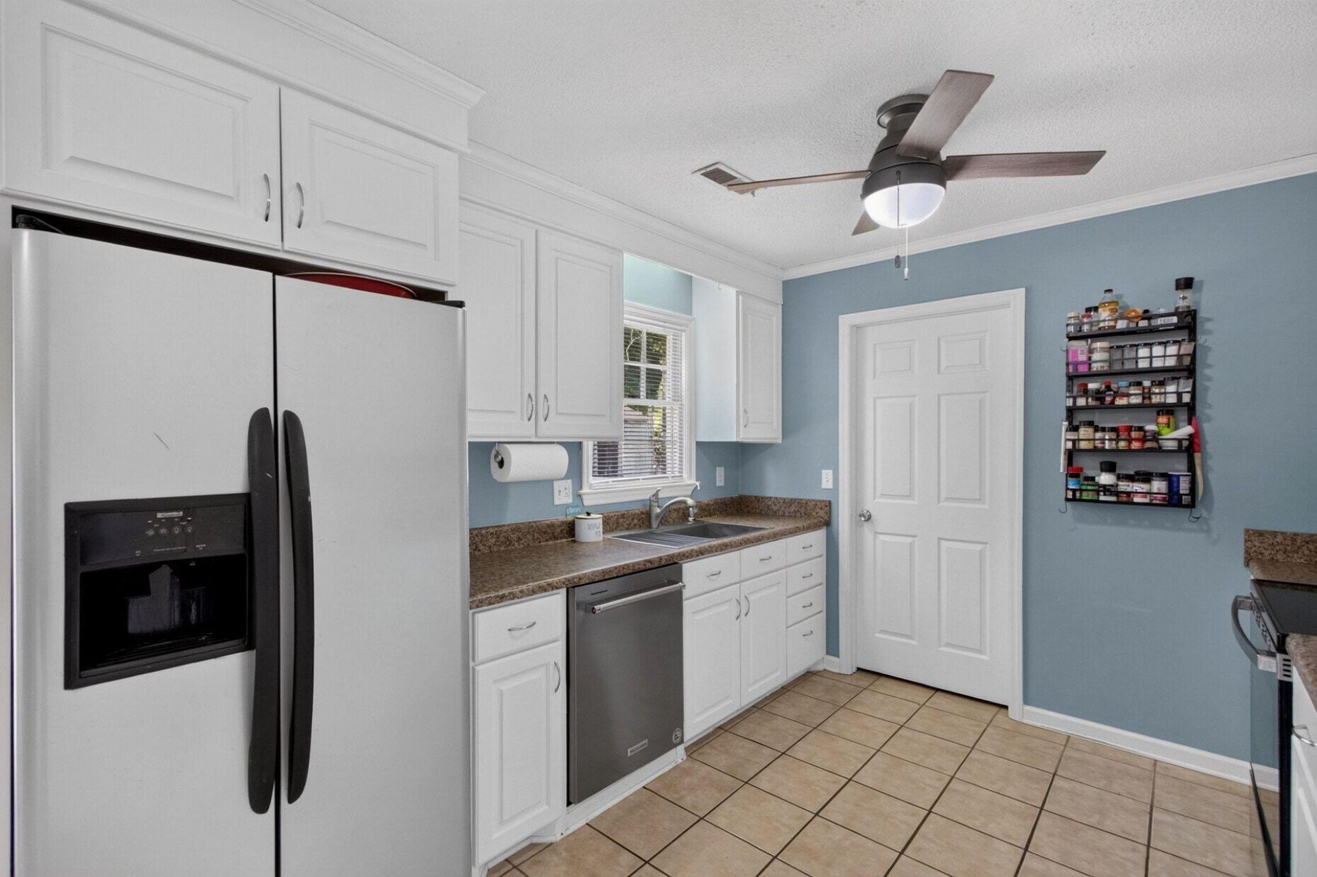 105 Beatrice Lane Photo 15