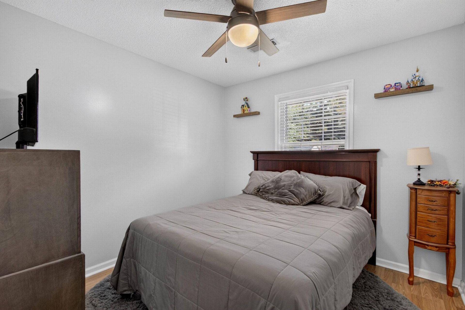 105 Beatrice Lane Photo 24