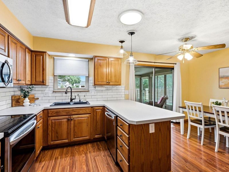 2018 Candleberry Drive, Grove City, OH 43123 Photo 10