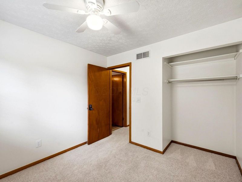2018 Candleberry Drive, Grove City, OH 43123 Photo 22