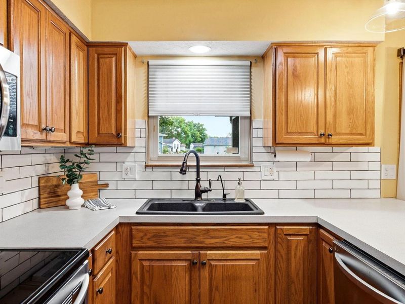 2018 Candleberry Drive, Grove City, OH 43123 Photo 9