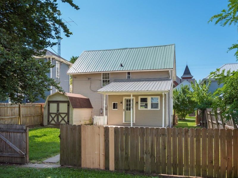 30 W Columbus Street, Thornville, OH 43076 Photo 2