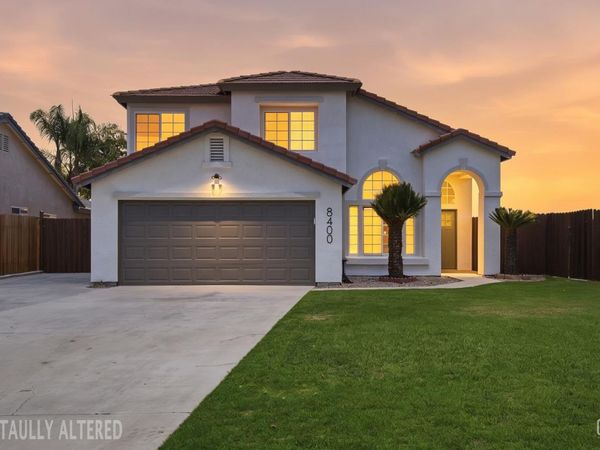 8400 Winlock Street, Bakersfield, CA 93312