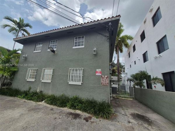 1366 SW 4th St, Unit 3, Miami, FL 33135