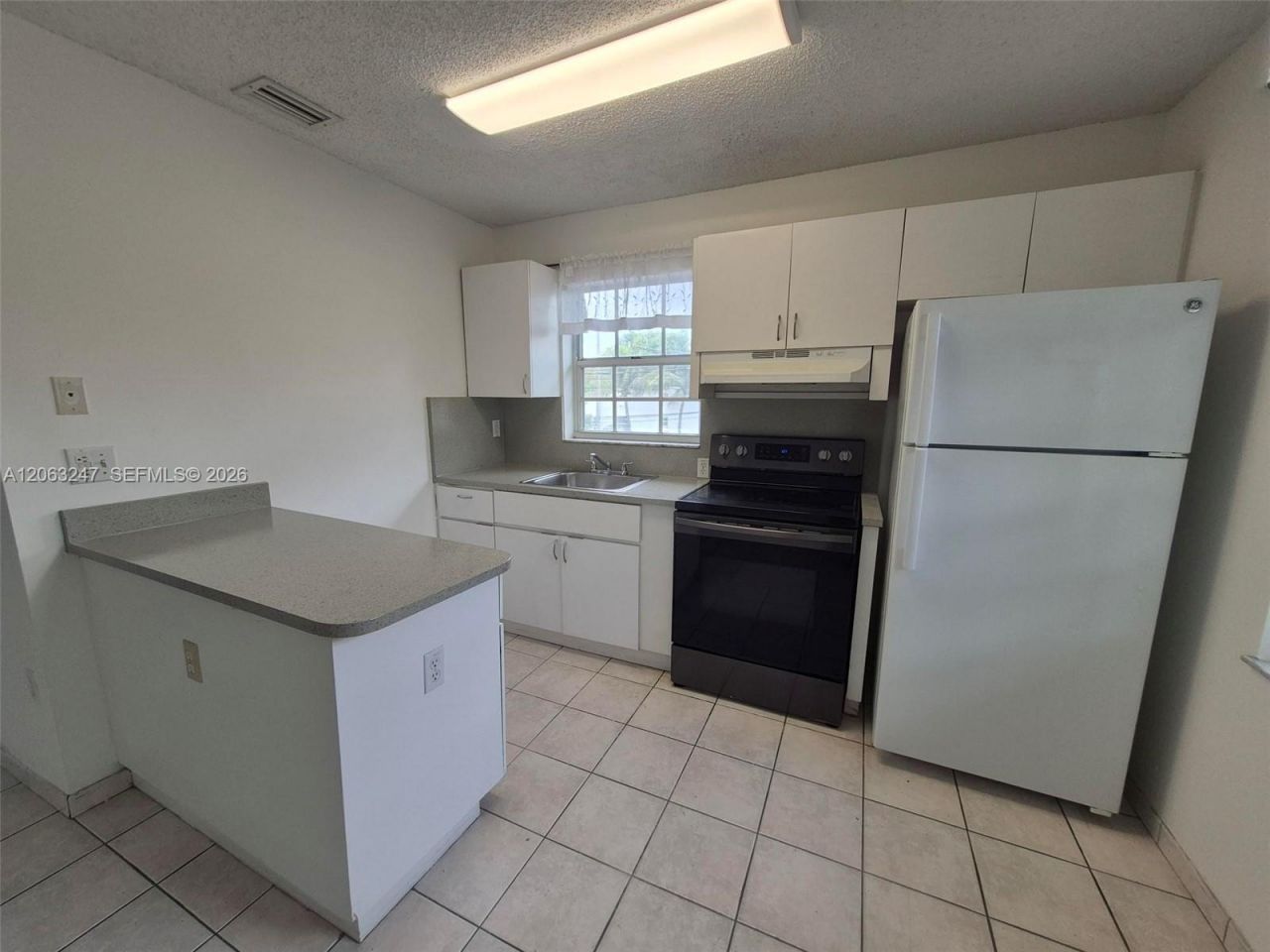 1366 SW 4th St, Unit 3, Miami, FL 33135 Photo