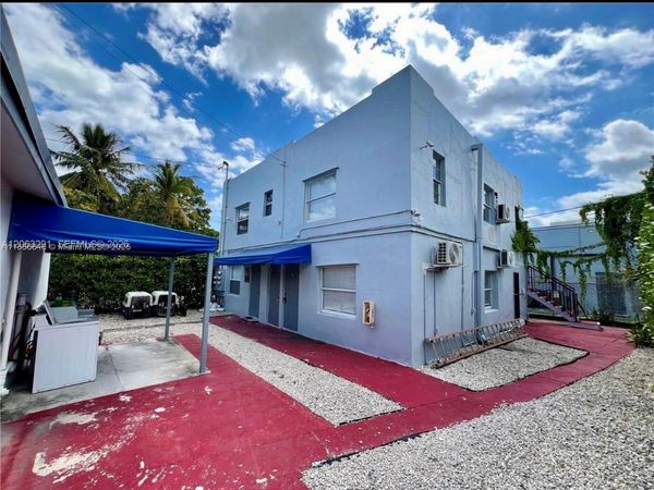 548 NW 30th St , Unit 2, Miami, FL 33127