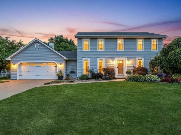 N254 MEADOWBREEZE COURT, Appleton, WI 54915