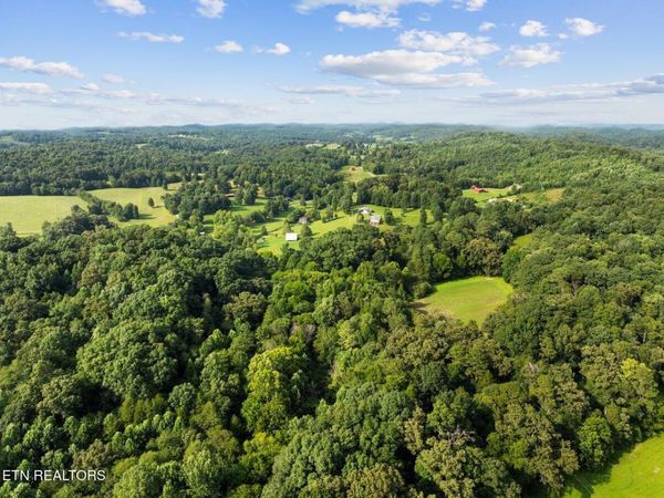 379 Co Rd 48 , Athens, TN 37303