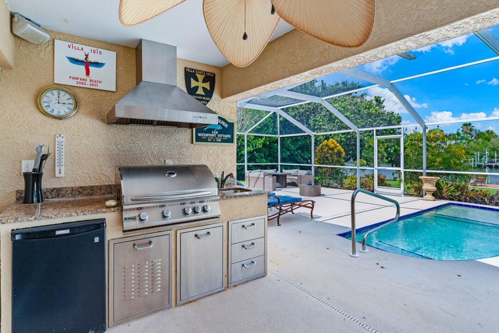 622 SW Pine Tree Lane, Palm City, FL 34990 Photo