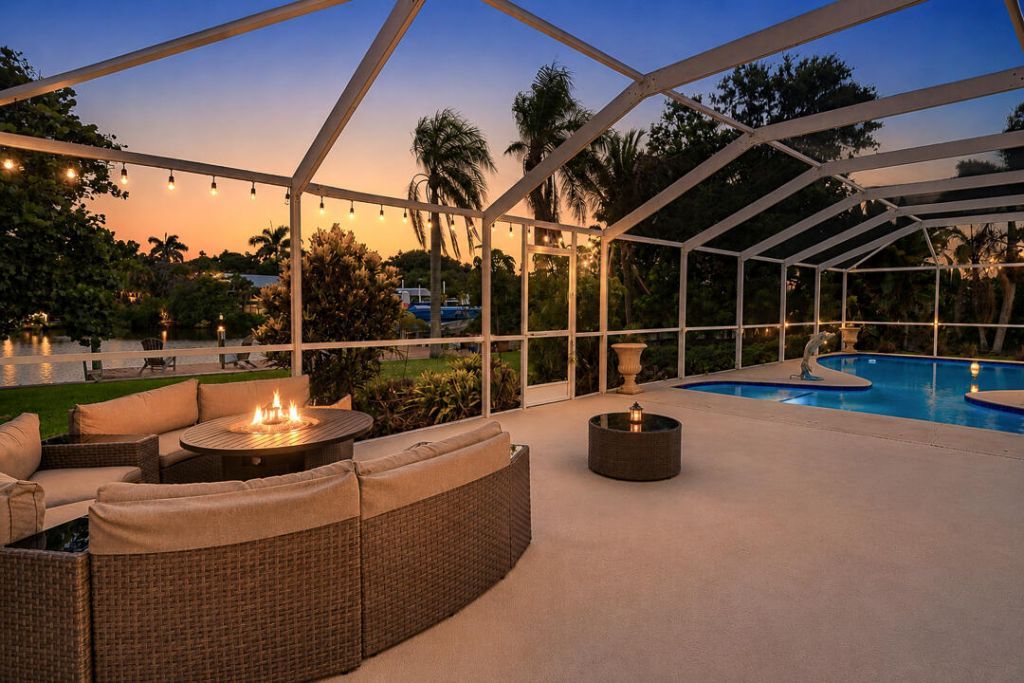 622 SW Pine Tree Lane, Palm City, FL 34990 Photo