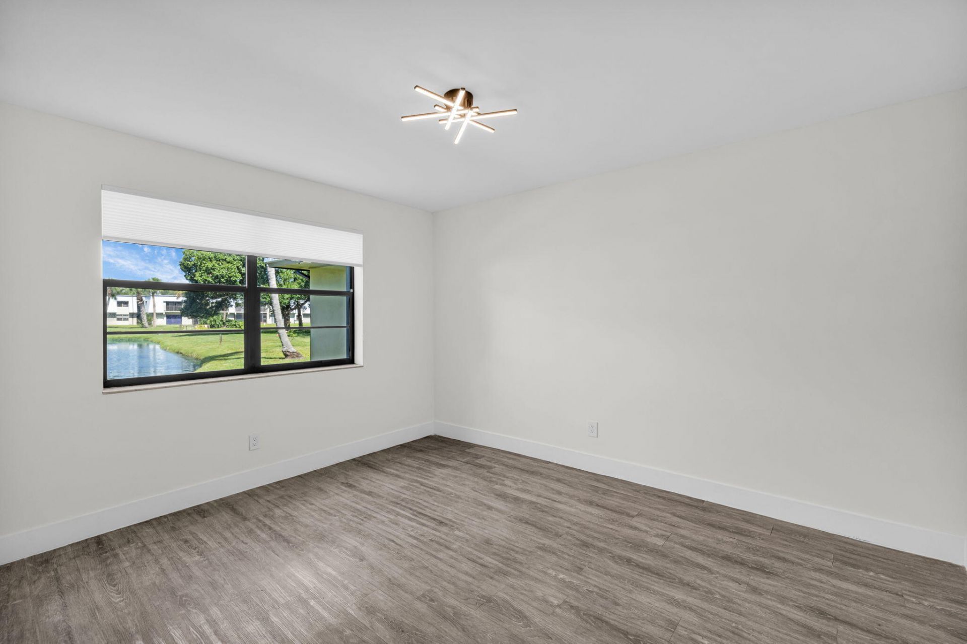 2517 17th Street S, Unit 102, Fort Pierce, FL 34982 Photo