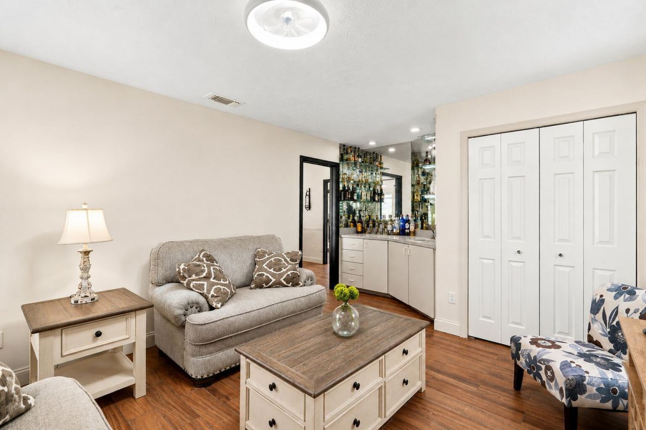 650 SE Hidden River Drive, Port Saint Lucie, FL 34983 Photo