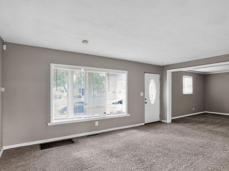 654 French Drive , Columbus, OH 43228 Photo 8