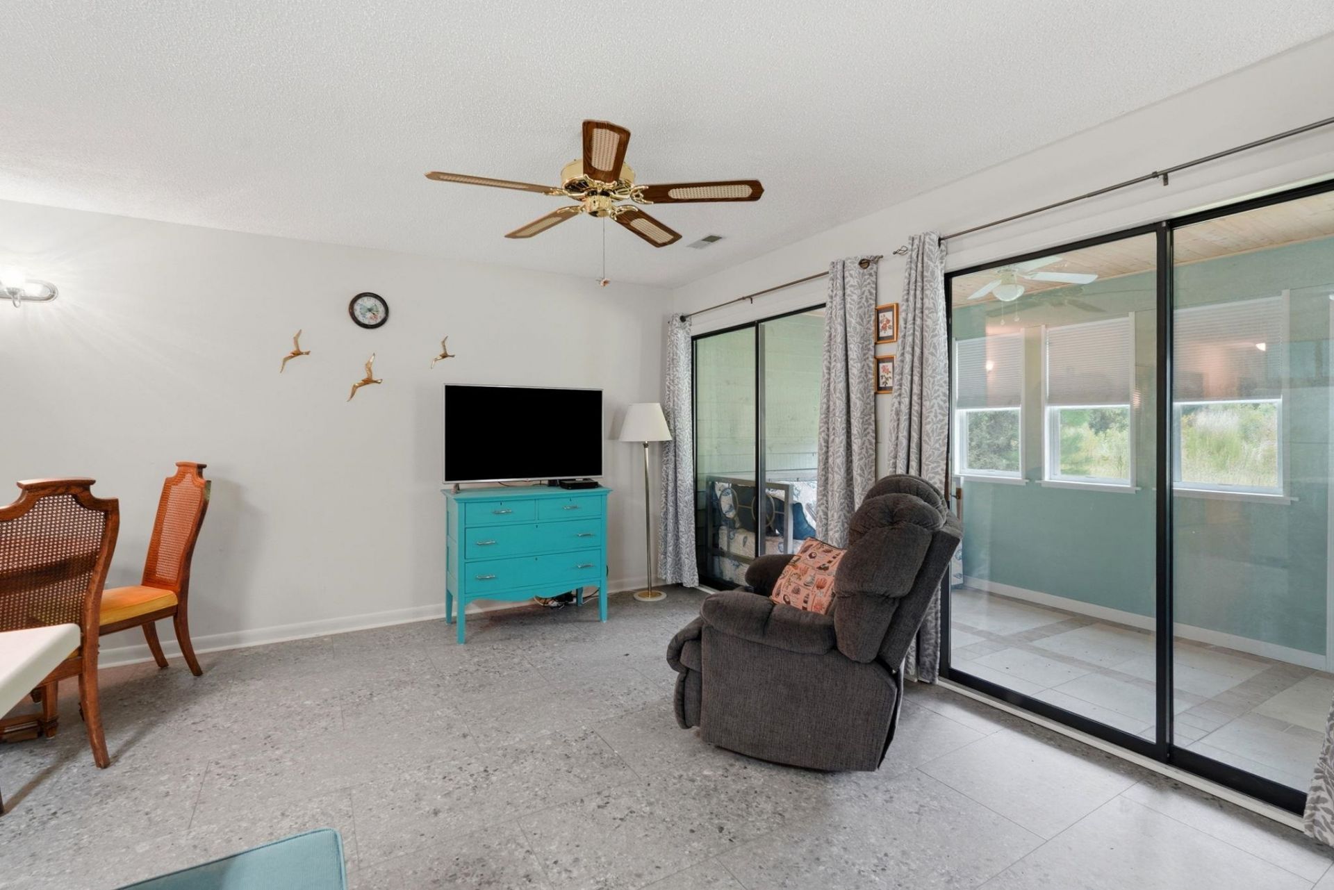 500 Fairway Village Dr. Photo 12