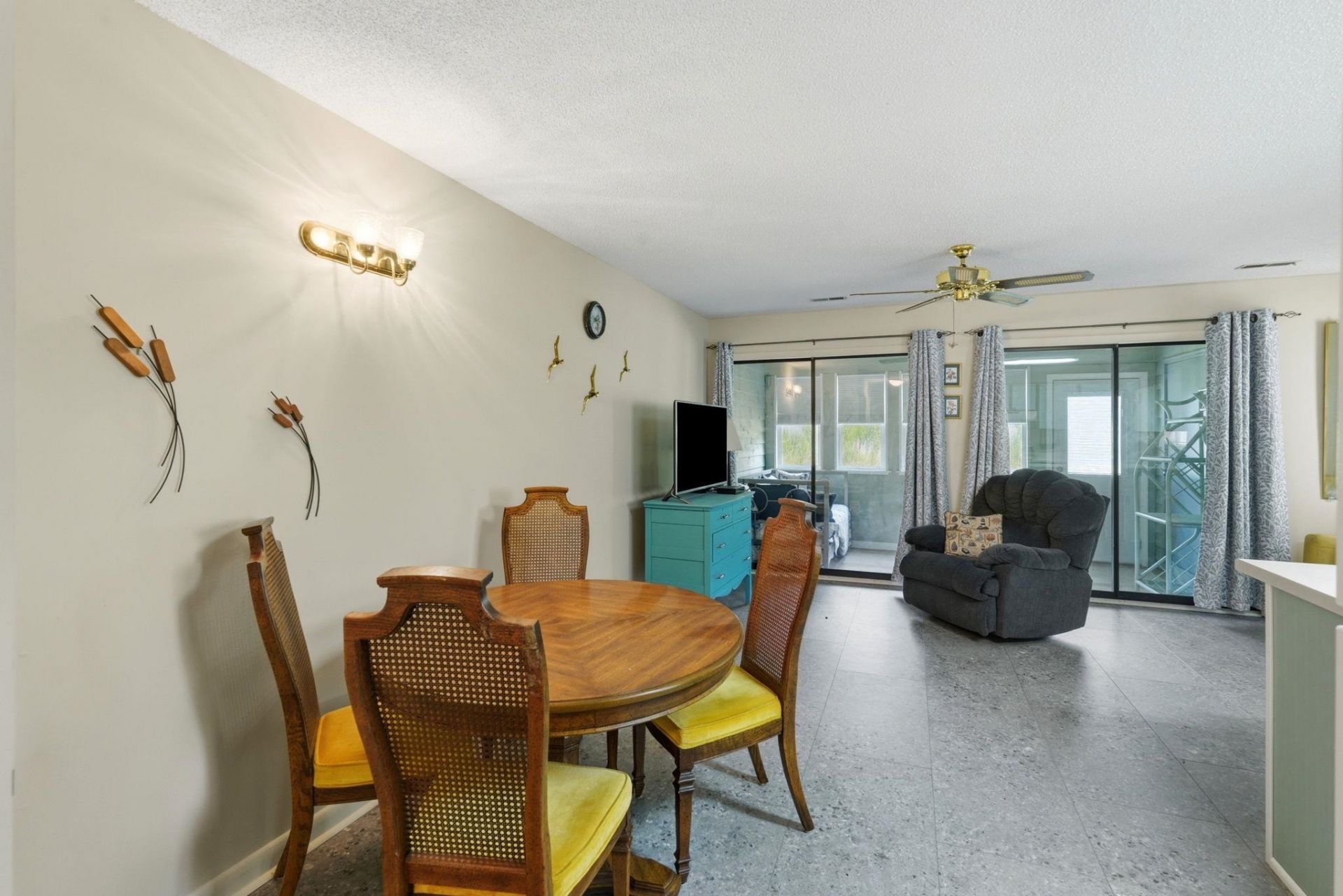 500 Fairway Village Dr. Photo 21